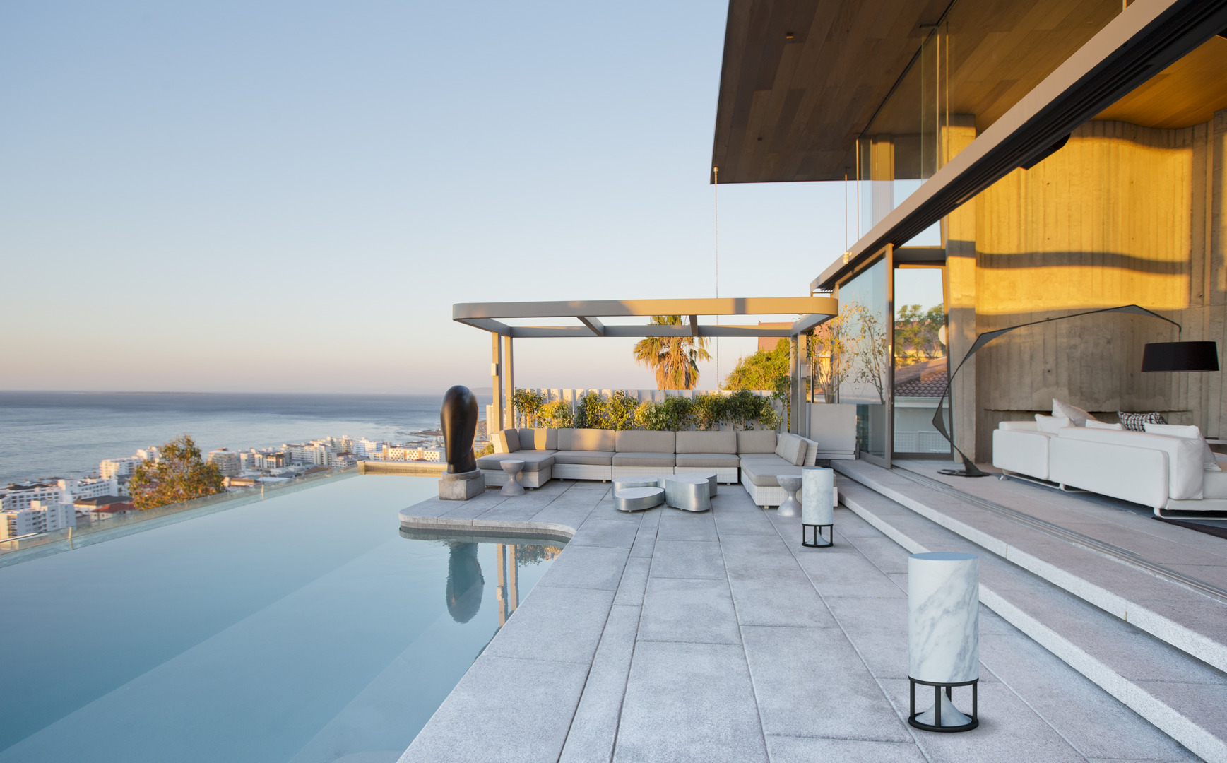 Play Hifi Toulouse SMALL CYLINDERS CONCRETE - Architettura Sonora