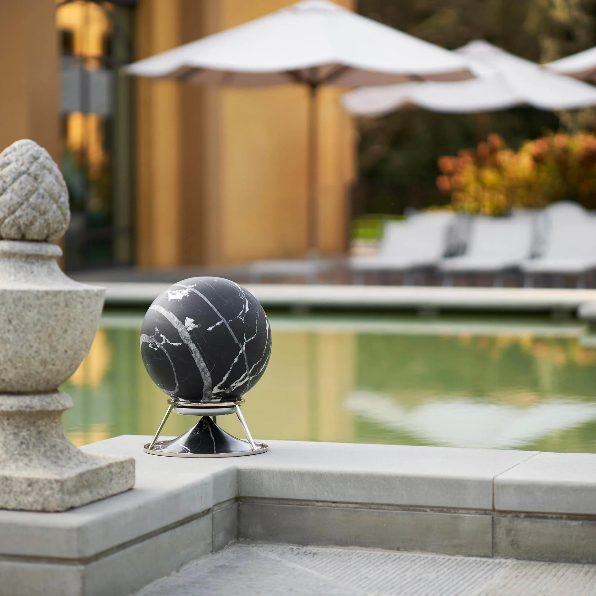 Play Hifi Toulouse SPHERE 360 CONCRETE - Architettura Sonora